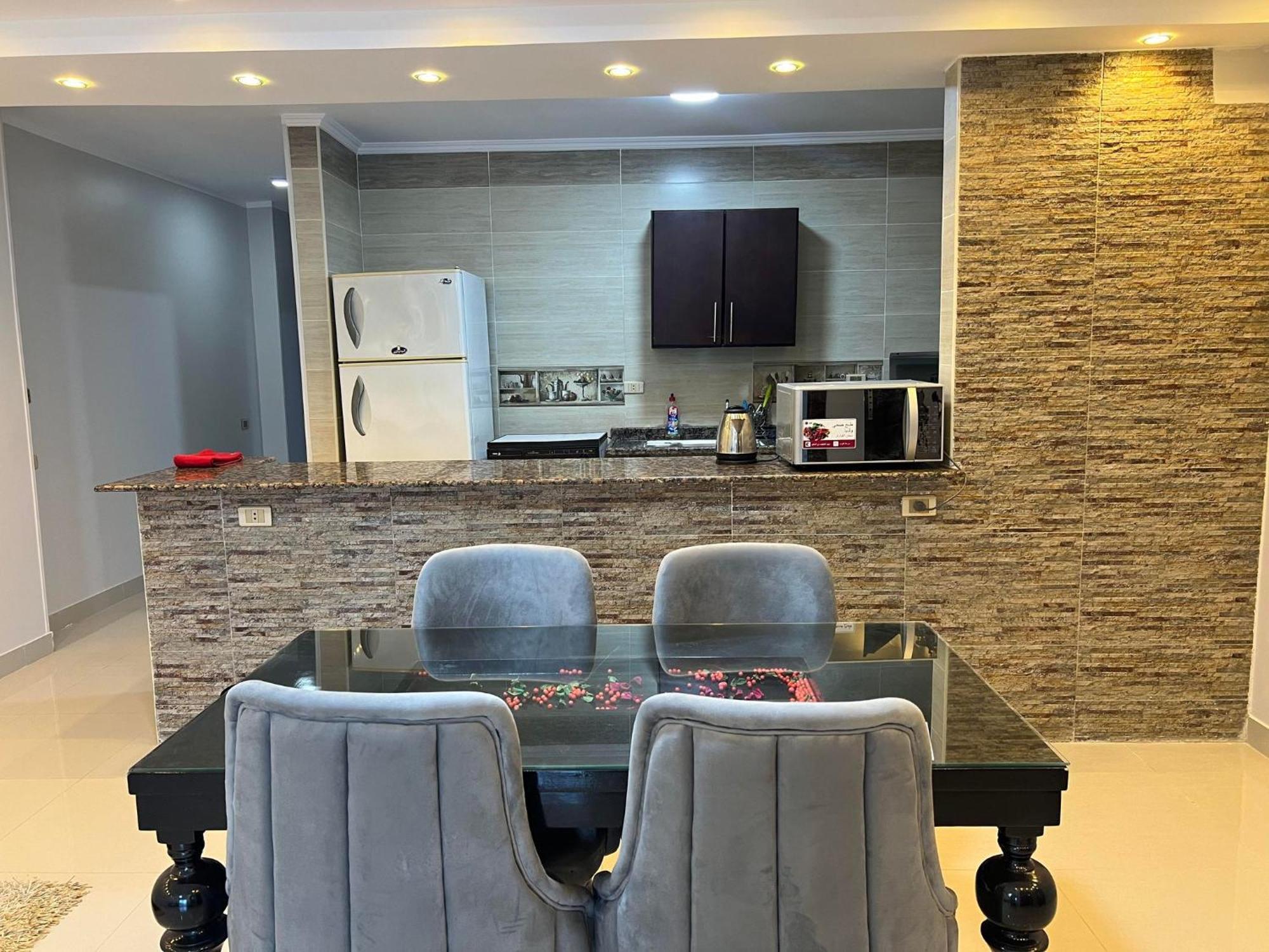 Comfy Luxurious Apartments In Central Location In Mansheyet El Bakry East Caïro Buitenkant foto
