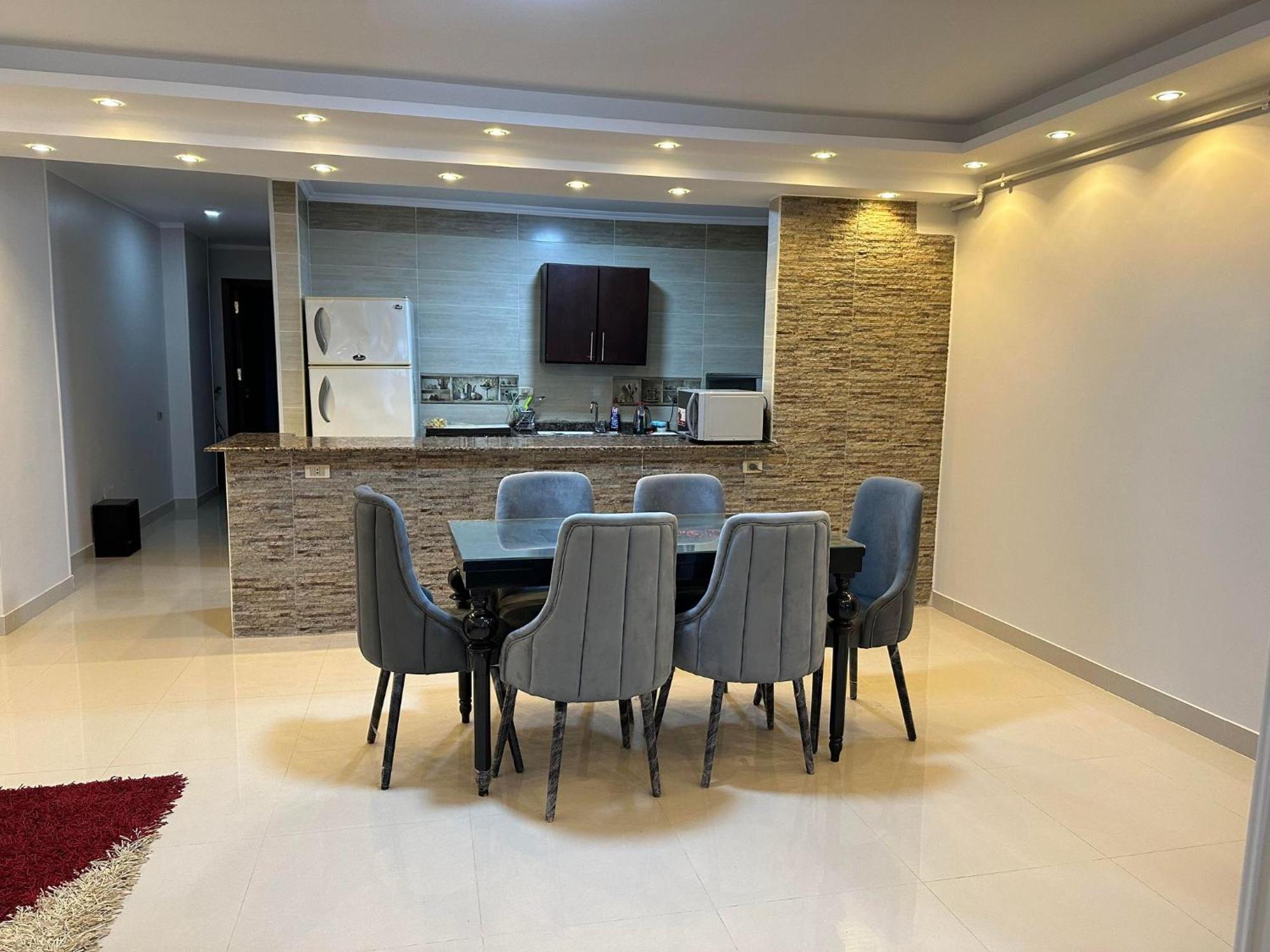 Comfy Luxurious Apartments In Central Location In Mansheyet El Bakry East Caïro Buitenkant foto