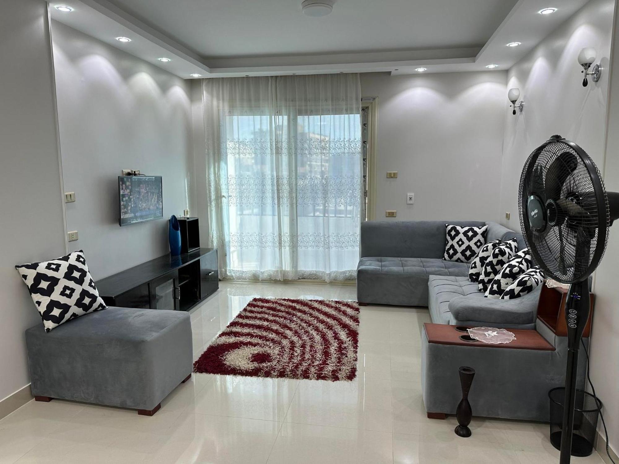 Comfy Luxurious Apartments In Central Location In Mansheyet El Bakry East Caïro Buitenkant foto