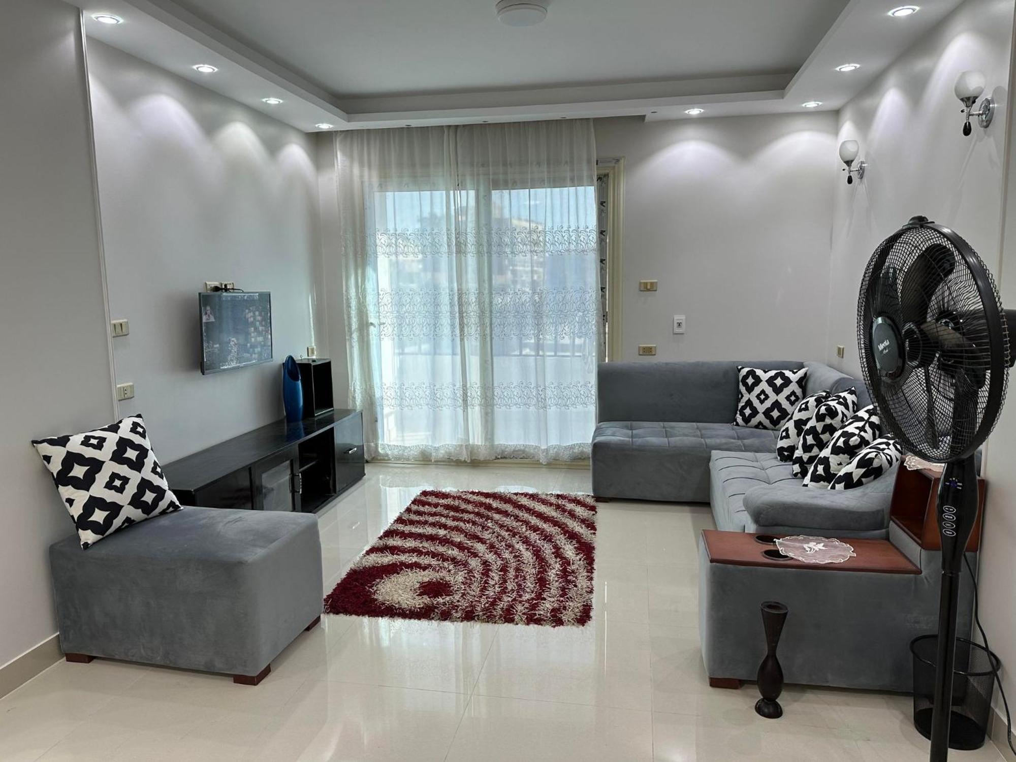 Comfy Luxurious Apartments In Central Location In Mansheyet El Bakry East Caïro Buitenkant foto
